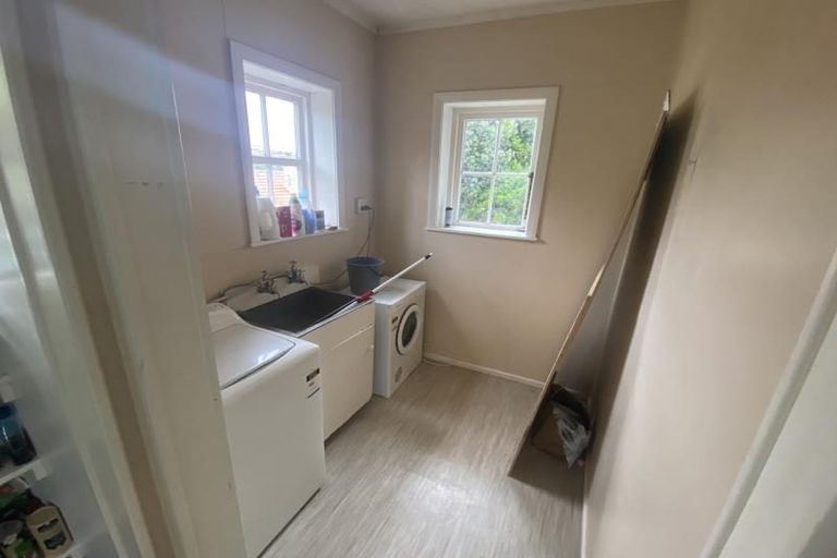 Photo of property in 145a Onslow Road, Khandallah, Wellington, 6035