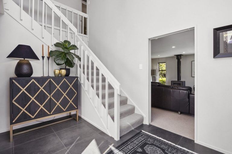 Photo of property in 25 Granville Terrace, Belleknowes, Dunedin, 9011