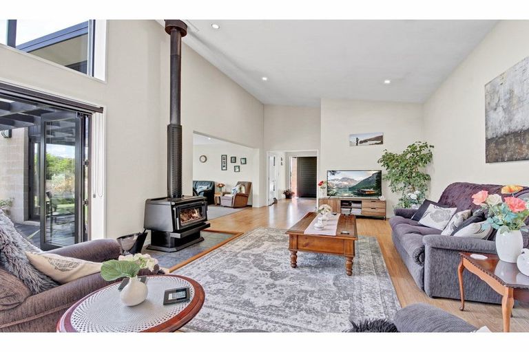 Photo of property in 31 Weld Street, Oxford, 7430