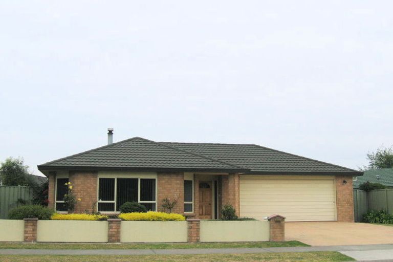 Photo of property in 83 Kensington Drive, Taradale, Napier, 4112