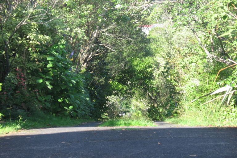 Photo of property in 184a Old Titirangi Road, Titirangi, Auckland, 0604
