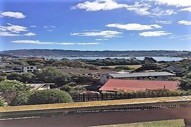 Photo of property in 22 Tweed Road, Papakowhai, Porirua, 5024