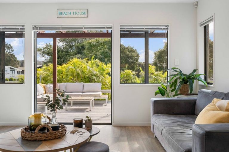 Photo of property in 13 Given Grove, Pauanui, Hikuai, 3579