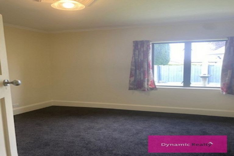 Photo of property in 833 Main North Road, Belfast, Christchurch, 8051