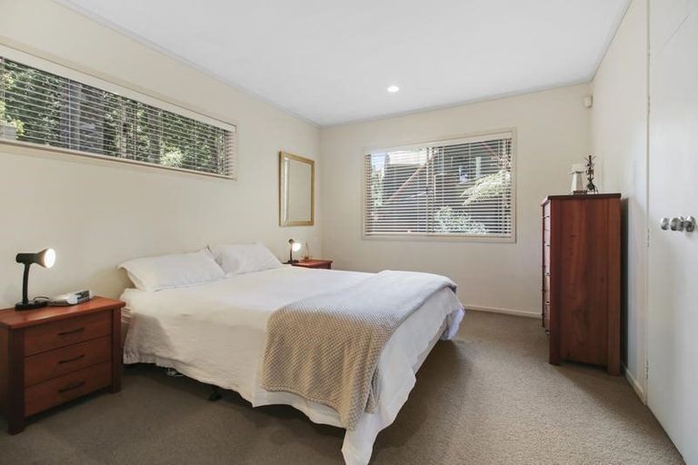 Photo of property in 15 Tainui Road, Titirangi, Auckland, 0604