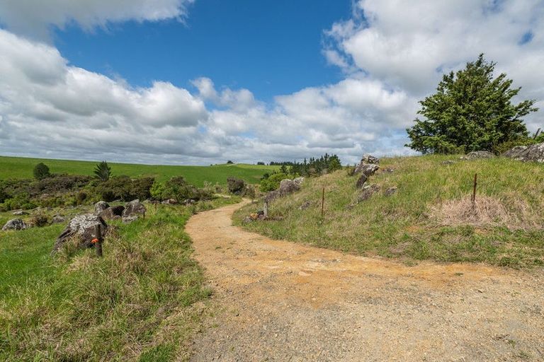 Photo of property in 183a Wiroa Road, Kerikeri, 0293