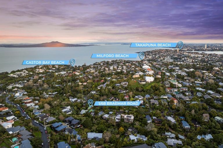 Photo of property in 1/68 Braemar Road, Castor Bay, Auckland, 0620