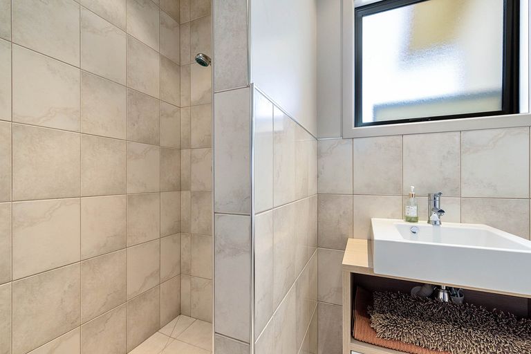 Photo of property in 16 Walnut Grove, Alexandra, 9320