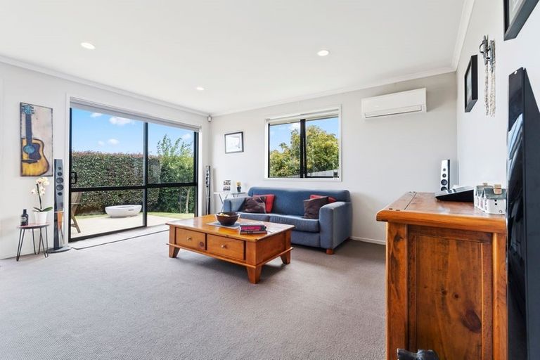 Photo of property in 26 Tokerau Crescent, Pukekohe, 2120