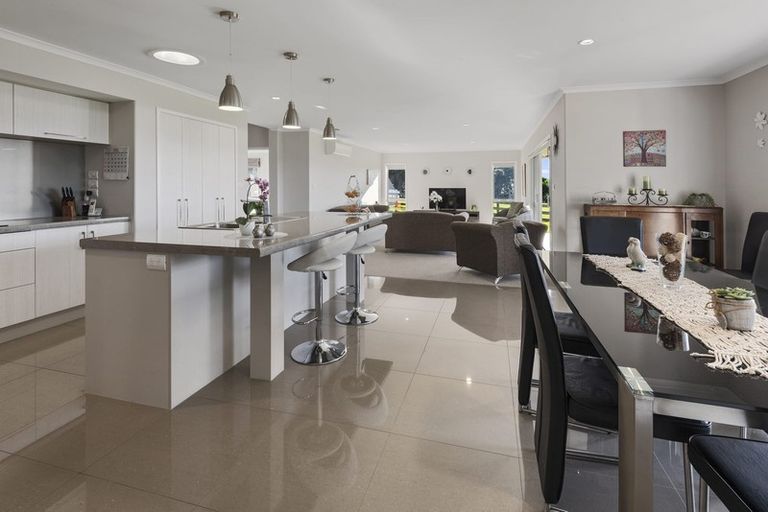 Photo of property in 85 Jounneaux Road, Te Kamo, Kamo, 0185