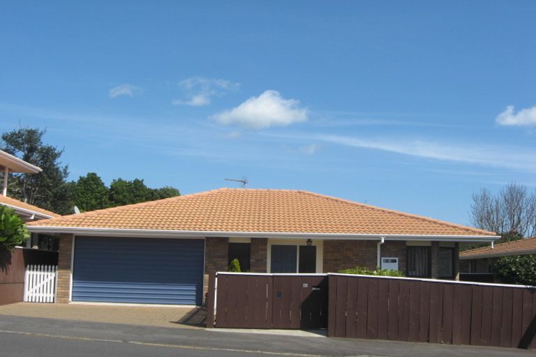 Photo of property in 48 Dawson Street, New Plymouth, 4310