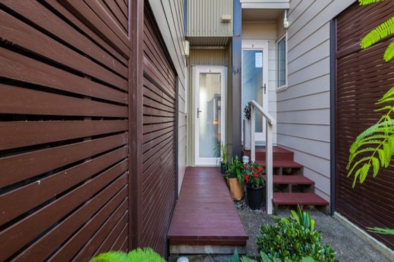 Photo of property in 1/206 Manuka Road, Bayview, Auckland, 0629