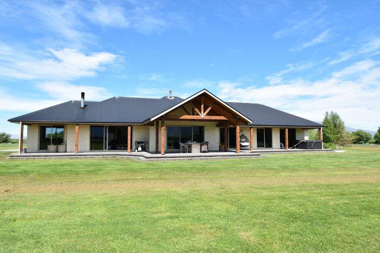 Photo of property in 187 Lyford Lane, Twizel, 7999