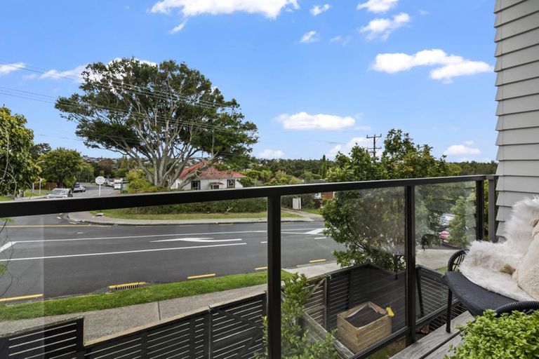 Photo of property in 12/50 Ocean View Road, Northcote, Auckland, 0627