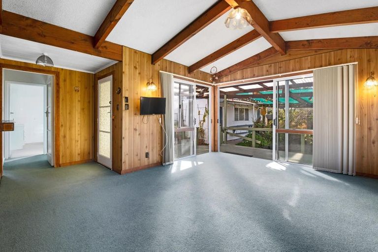 Photo of property in 14 Darroch Street, Fairy Springs, Rotorua, 3015