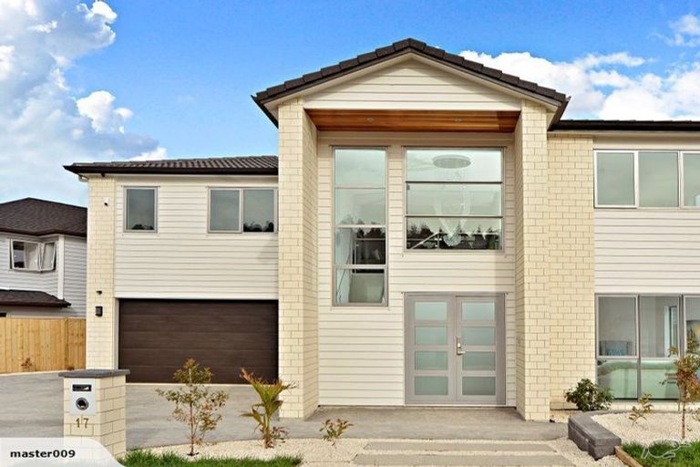 Photo of property in 17 Drumbuoy Drive, Flat Bush, Auckland, 2019