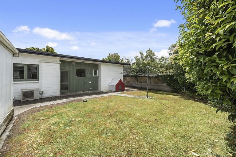 Photo of property in 8 Morrow Avenue, St Andrews, Hamilton, 3200