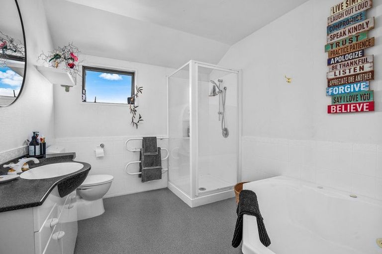 Photo of property in 9 Spruce Close, Alexandra, 9320