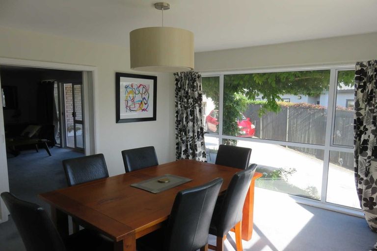 Photo of property in 16 Cam Place, Harewood, Christchurch, 8051