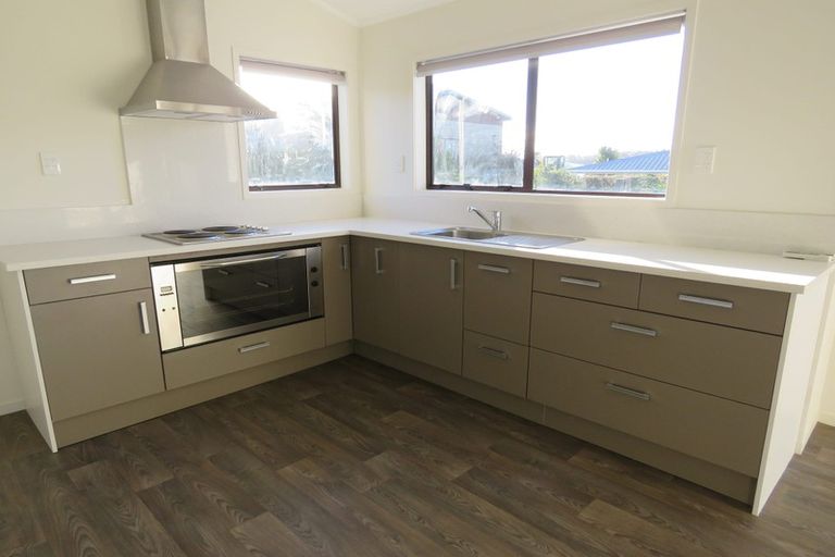 Photo of property in 21b Ambler Avenue, Glen Eden, Auckland, 0602