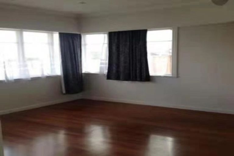 Photo of property in 57 Hayr Road, Three Kings, Auckland, 1042