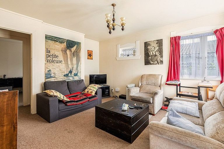 Photo of property in 36 Harlston Road, Mount Albert, Auckland, 1025