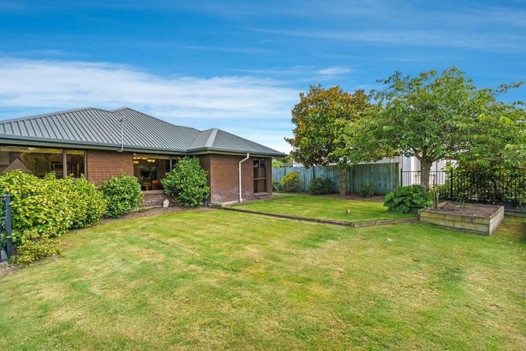 Photo of property in 12 Riverton Terrace, Halswell, Christchurch, 8025