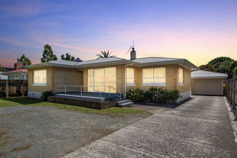 Photo of property in 60 Western Hills Drive, Kensington, Whangarei, 0112