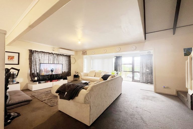 Photo of property in 2/87 Hillsborough Road, Hillsborough, Auckland, 1042