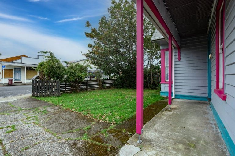 Photo of property in 8 Centre Street, Strathern, Invercargill, 9812