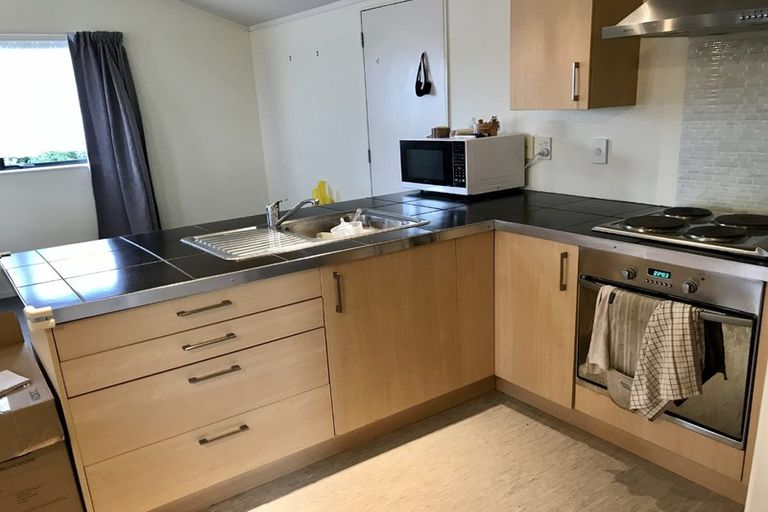 Photo of property in 32 Morere Street, Titahi Bay, Porirua, 5022