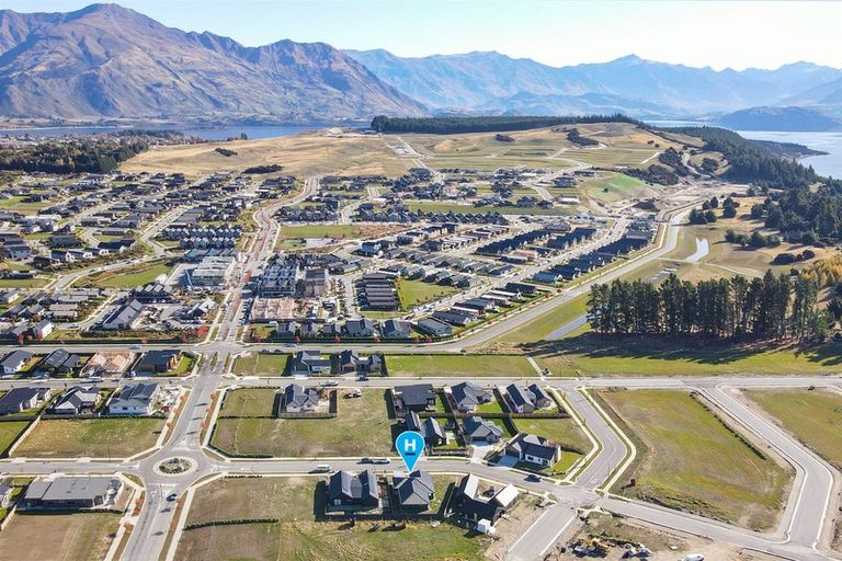 Photo of property in 22 Rua Street, Albert Town, Wanaka, 9305