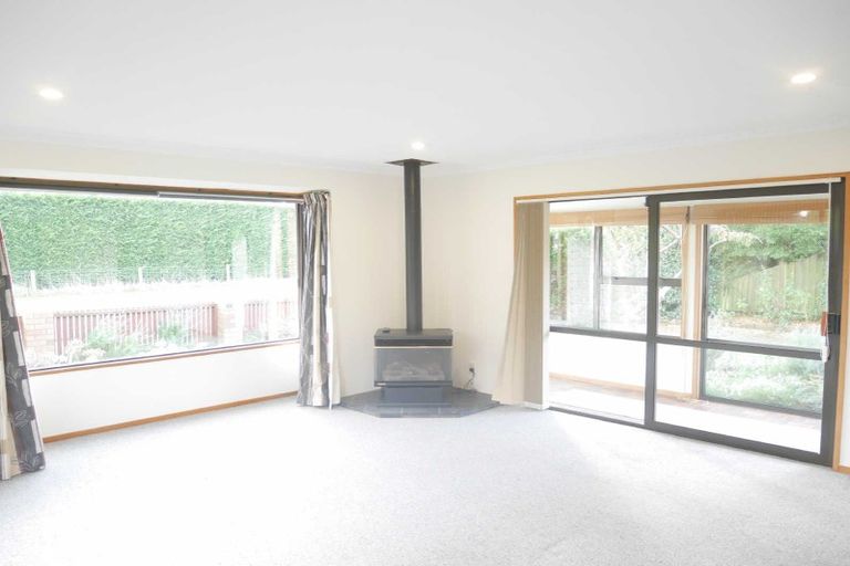 Photo of property in 89 Hawthornden Road, Avonhead, Christchurch, 8042