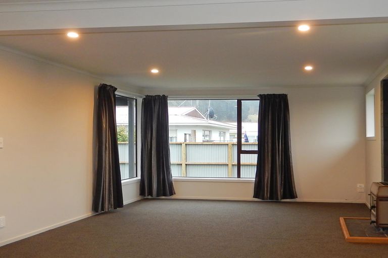 Photo of property in 25a Balmoral Street, Oamaru North, Oamaru, 9400