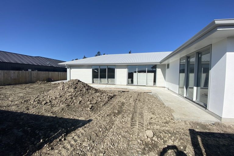 Photo of property in 8 Jag Way, Tinwald, Ashburton, 7700