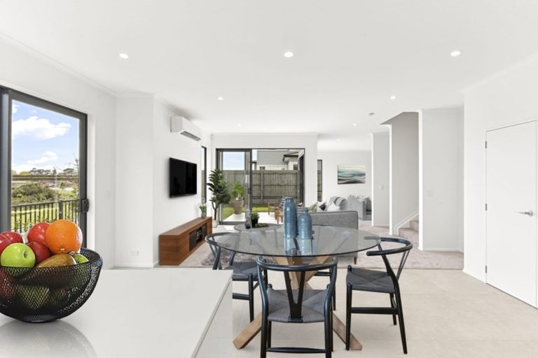 Photo of property in 15 Kainga Lane, Whenuapai, Auckland, 0618