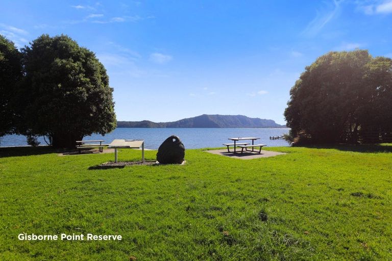 Photo of property in 30 Aoturoa Avenue, Rotoiti Forest, Rotorua, 3074