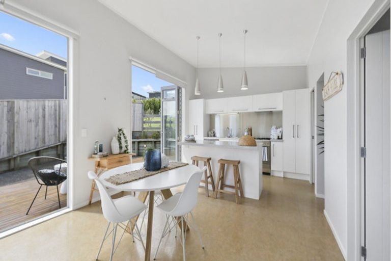 Photo of property in 37 Driftwood Place, Mangawhai Heads, Mangawhai, 0505