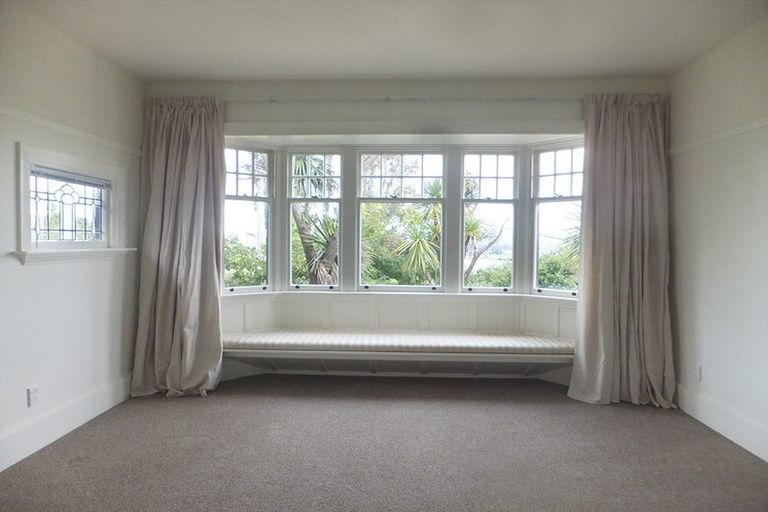 Photo of property in 85 Saint Andrews Hill Road, Mount Pleasant, Christchurch, 8081