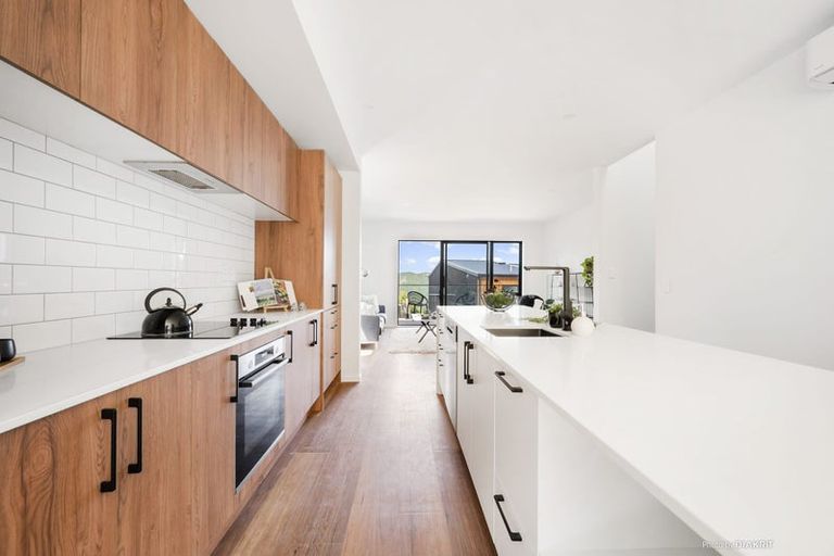 Photo of property in 29 Cathie Place, Karori, Wellington, 6012