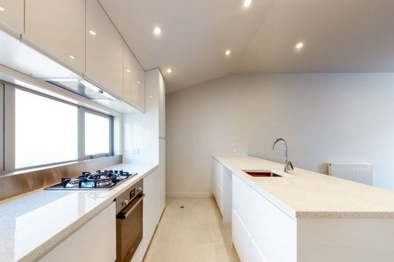 Photo of property in 94c Tinakori Road, Thorndon, Wellington, 6011