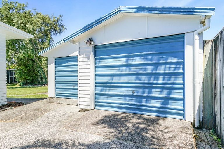 Photo of property in 48 Pulham Crescent, Queenwood, Hamilton, 3210