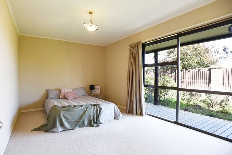 Photo of property in 411 Great North Road, Winton, 9720