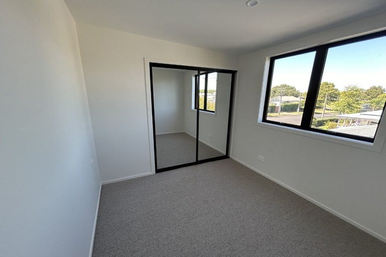 Photo of property in 2/6 Princess Street, Waitara, 4320