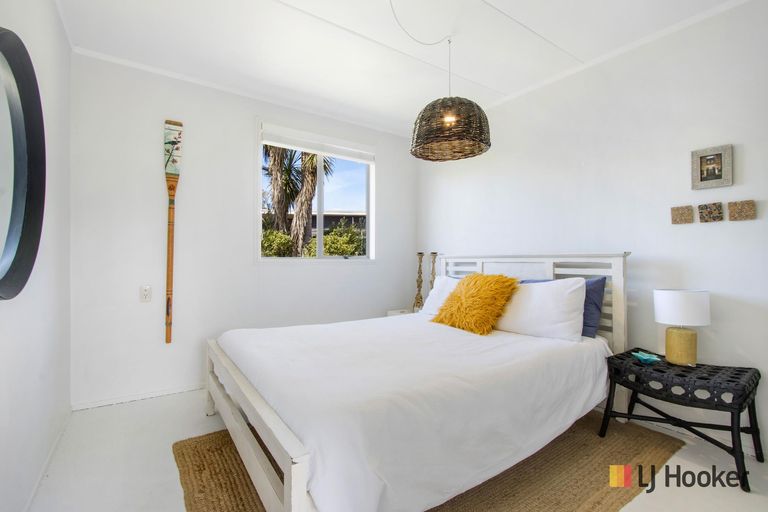 Photo of property in 17 Leo Street, Waihi Beach, 3611