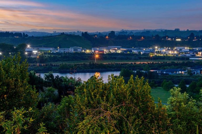 Photo of property in 89 Mortlake Heights, Pyes Pa, Tauranga, 3112