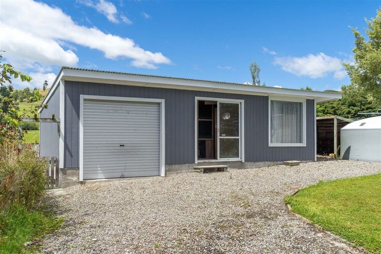 Photo of property in 281f Lees Pakaraka Road, Te Ore Ore, Masterton, 5886