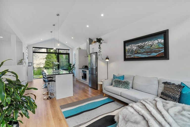 Photo of property in 4 Stamper Lane, Arthurs Point, Queenstown, 9371