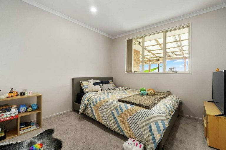 Photo of property in 29 Serenity Place, Otara, Auckland, 2023