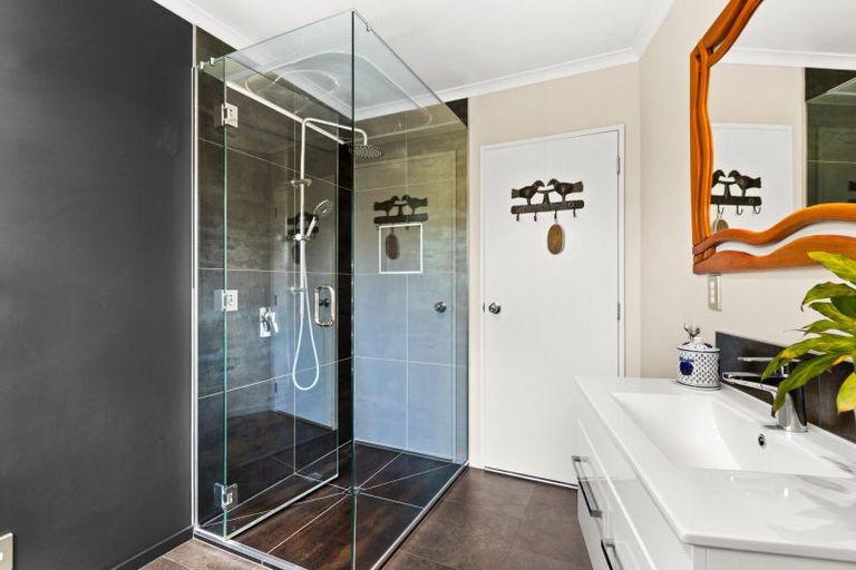 Photo of property in 9 Chelsea Drive, Taradale, Napier, 4112